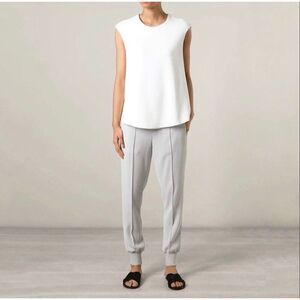 Vince. Pintuck Pleat Cady Crepe Jogger Size XS